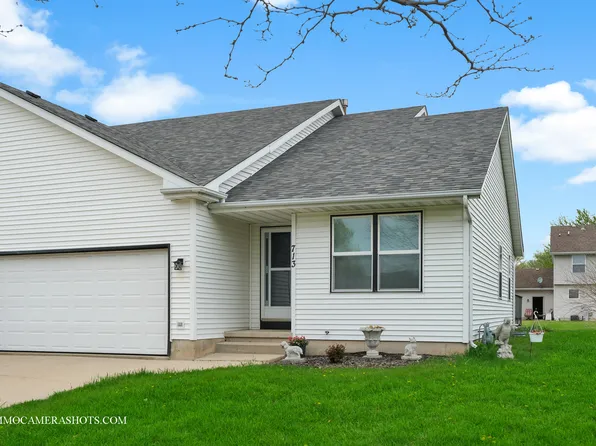 713 Redwood Ct, Genoa, IL 60135