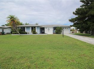 4120 SE 9th Ct, Cape Coral, FL 33904