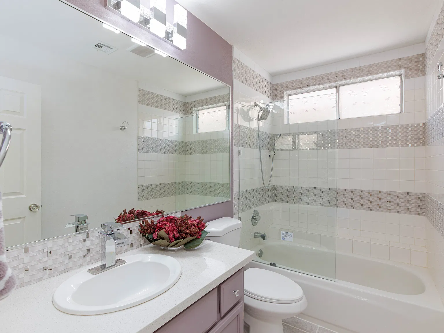 3 bed, 1582 sqft, $2,550 — Photo 4