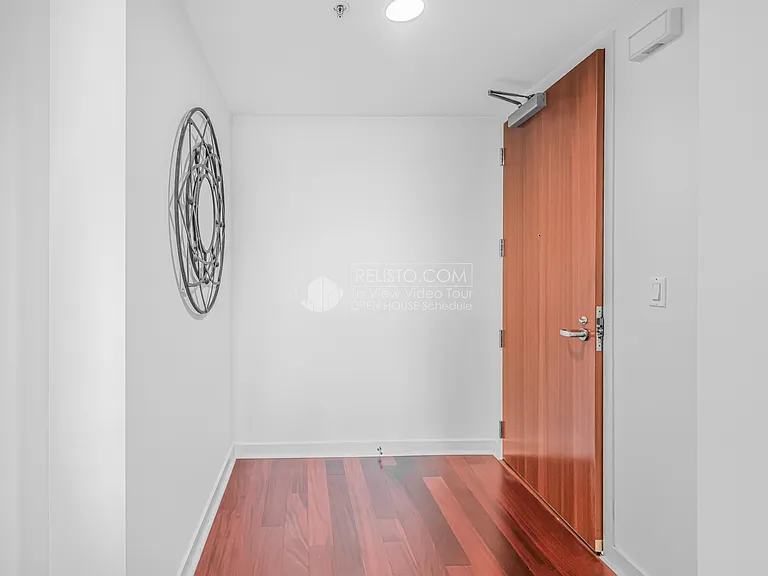 338 Spear St #11E — Photo 18