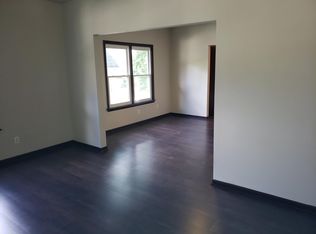 538 Grand Ave, Aurora, IL 60506