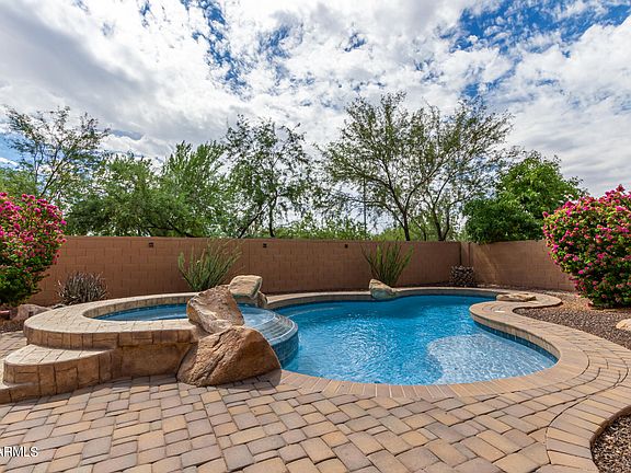 4th image of 4619 W HEYERDAHL Court