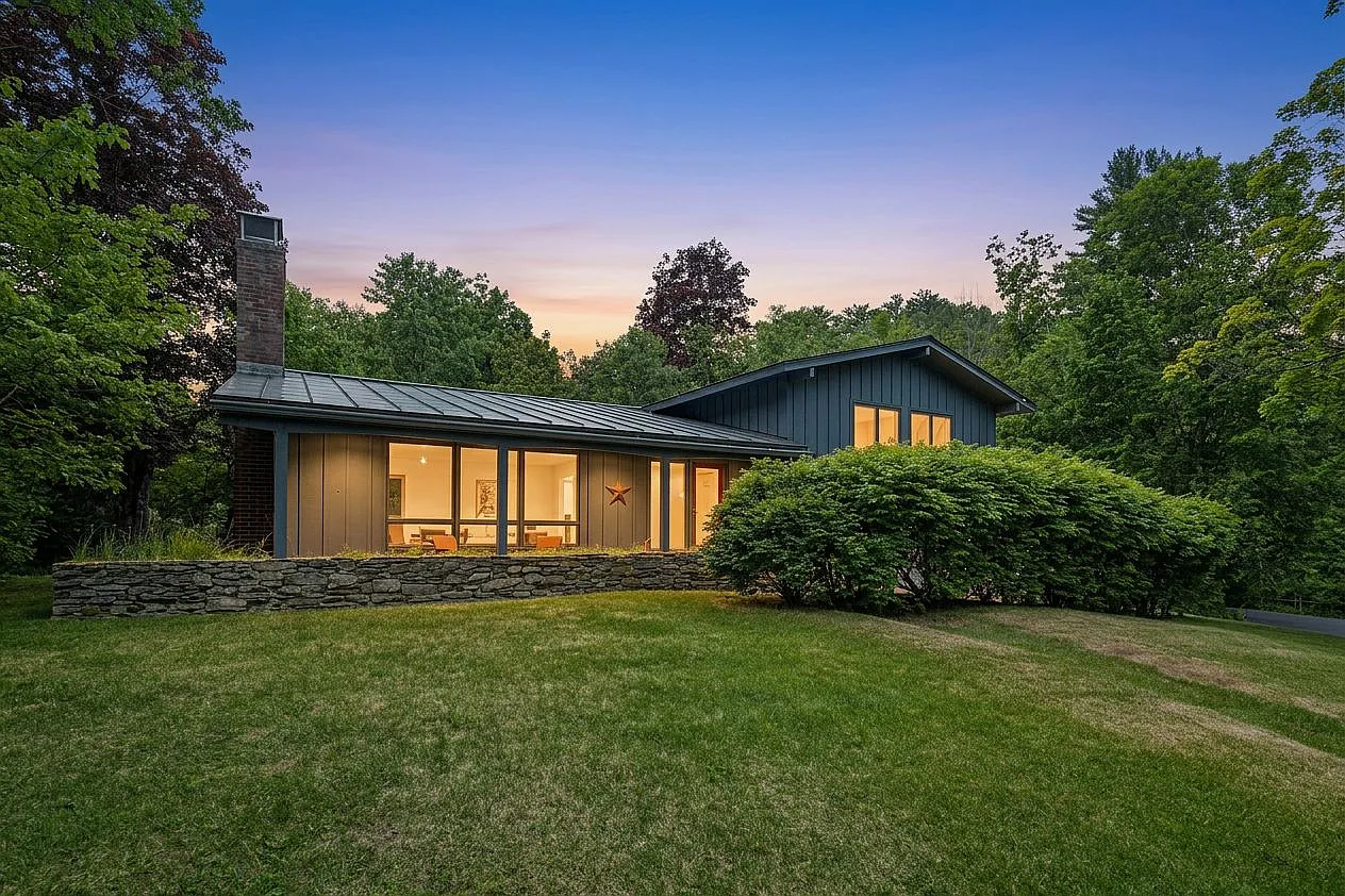 3 bed, 1953 sqft, $5,500 — Photo 3