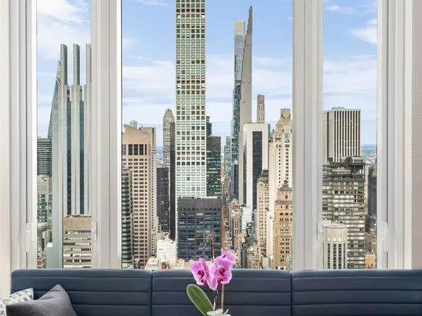 252 East 57th Street image 11 of 27