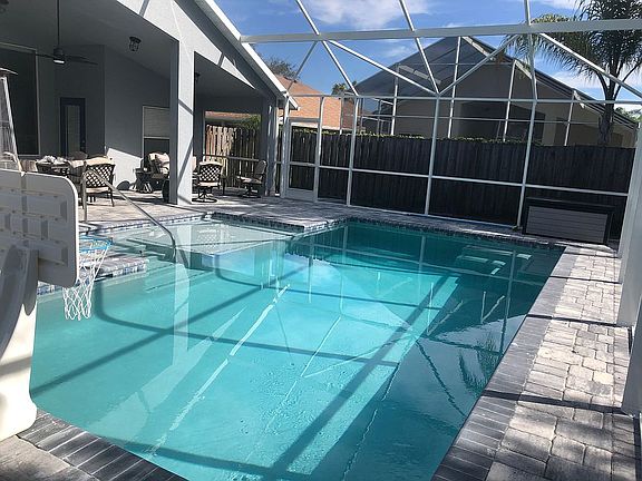 4th image of 6504 Shahab Ln