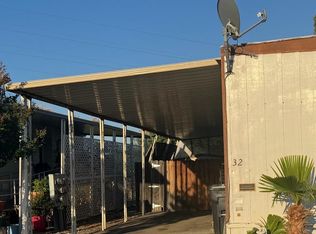 32 Golfers Ln, Bakersfield, CA 93308
