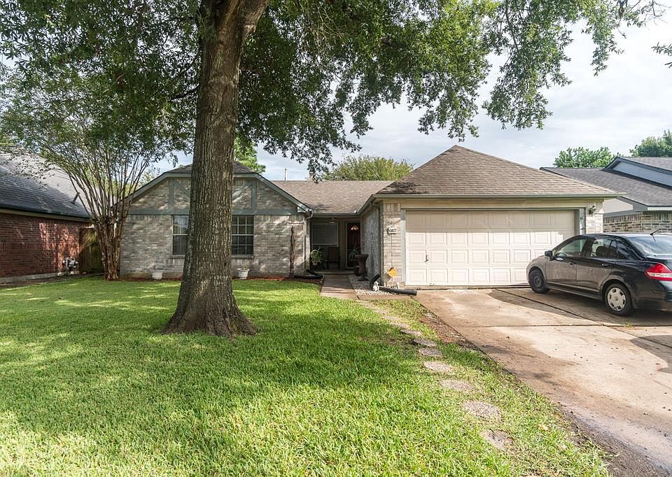 1st image of 10827 W Dogwood Dr