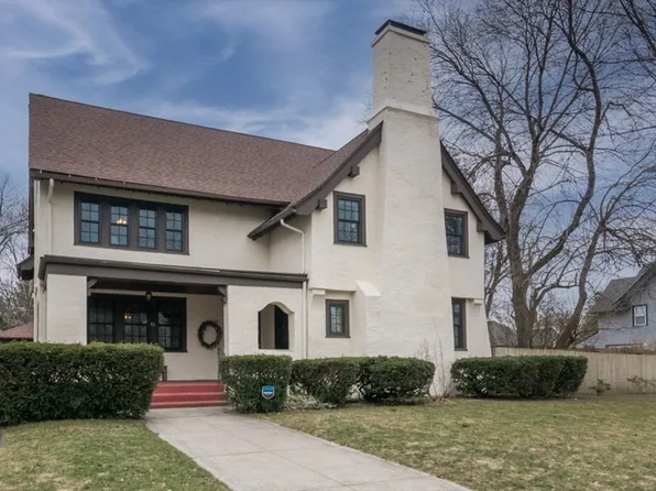 43 Oxford St, Springfield, MA 01108