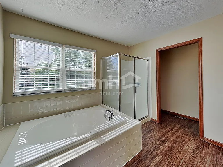 12400 Bentwood Farms Dr — Photo 16