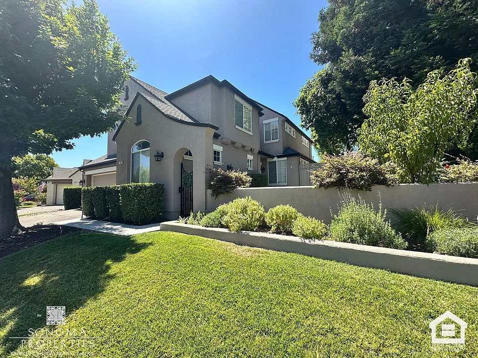 2006 Falcon Ridge Dr