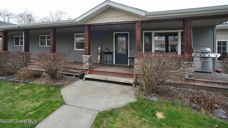 2nd image of 99 Lemont Avenue