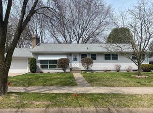 1528 Summit Dr, Wausau, WI 54401