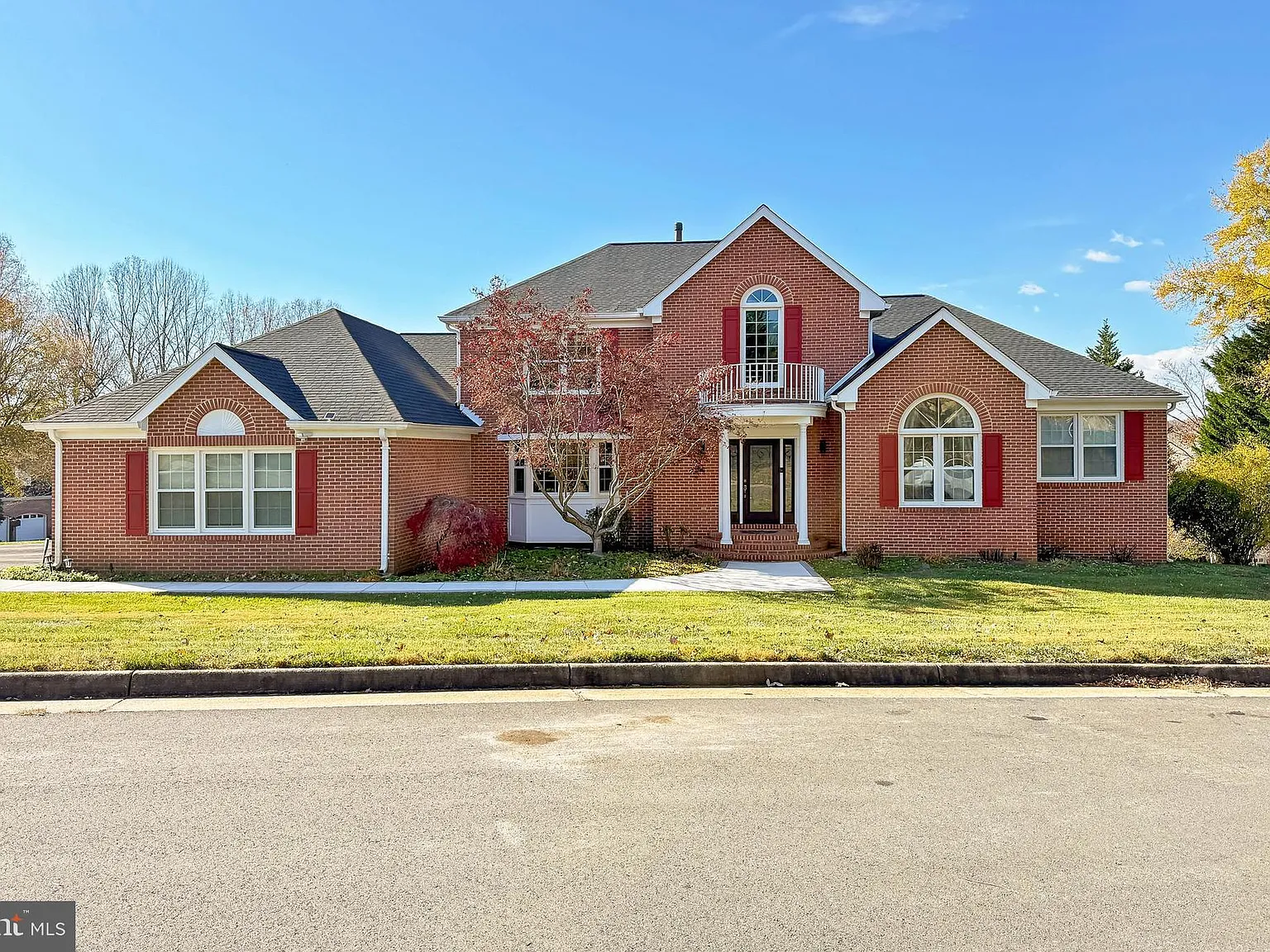 1 bed, 1.0 bath, 6822 sqft, $3,300 — Photo 1