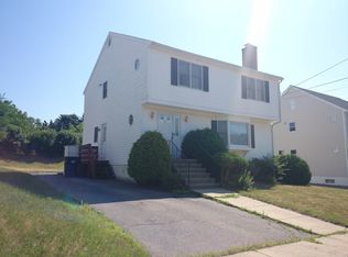41 Grouse St, West Roxbury, MA 02132