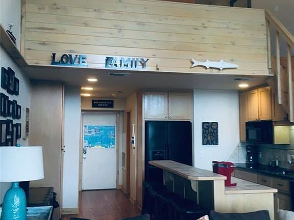 2nd image of 3009 Upcreek Aly Unit 10