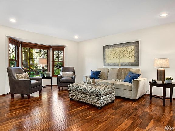 3rd image of 21317 SE 37th St