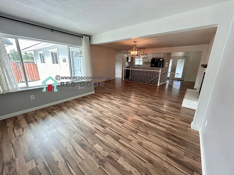 432 Beaverhead Ct — Photo 2