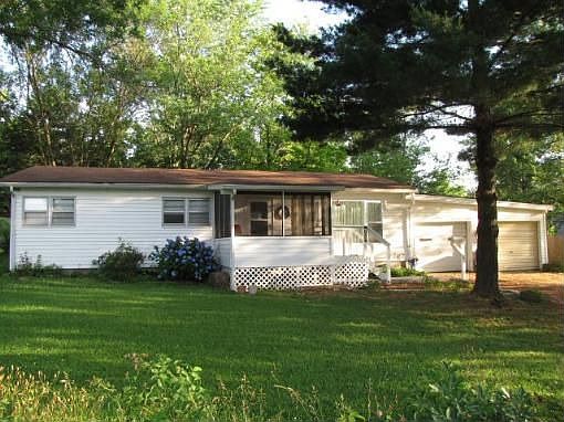 1st image of 303 E Margaret St