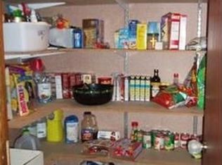 208 Sunny Dr, Doniphan, NE 68832