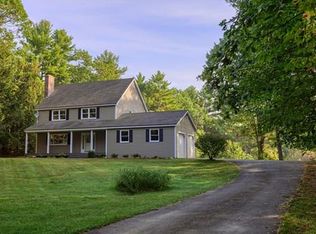 16 Natty Pond Dr, Hubbardston, MA 01452
