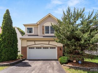 2143 Periwinkle Ln, Naperville, IL 60540