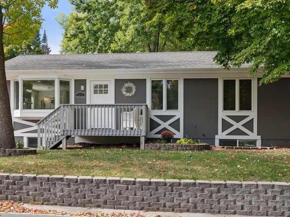 2935 Devon Ln, Mound, MN 55364
