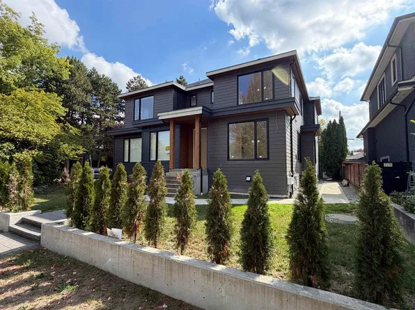 4121 Valley Dr, Vancouver, BC V6L 2K7