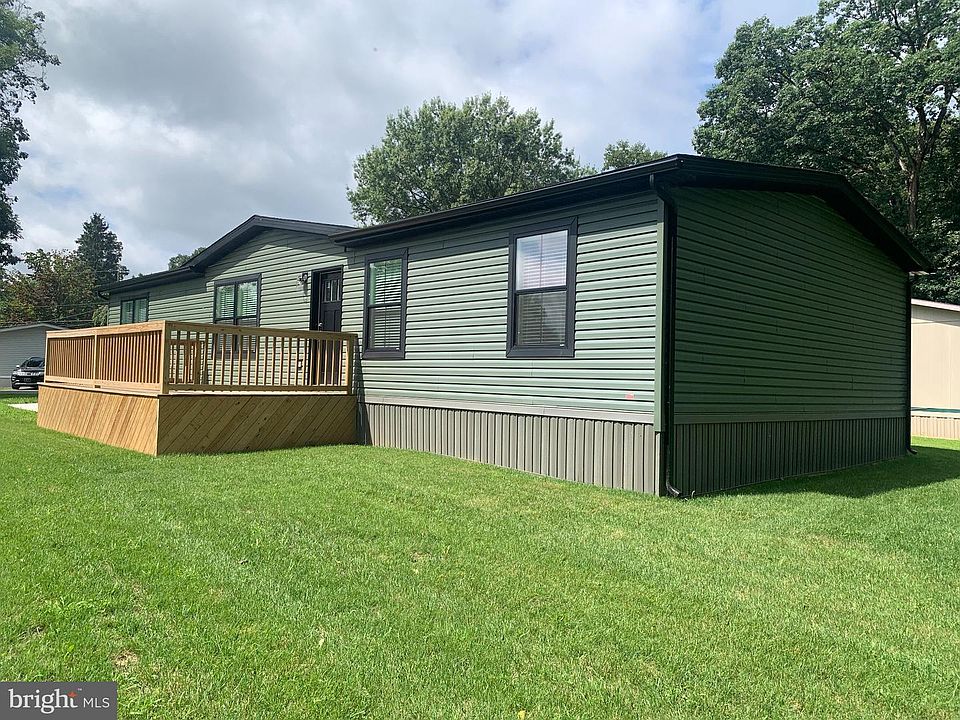 1st image of 27 Summer Dr