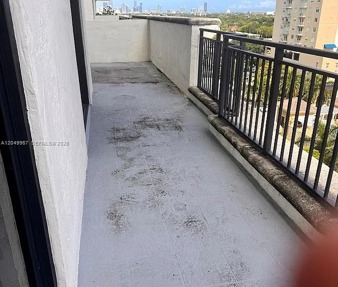 888 S Douglas Rd #810 — Photo 12