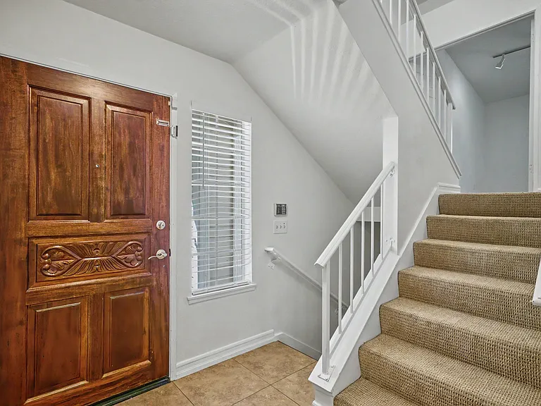 4258 Flintlock Ln — Photo 24