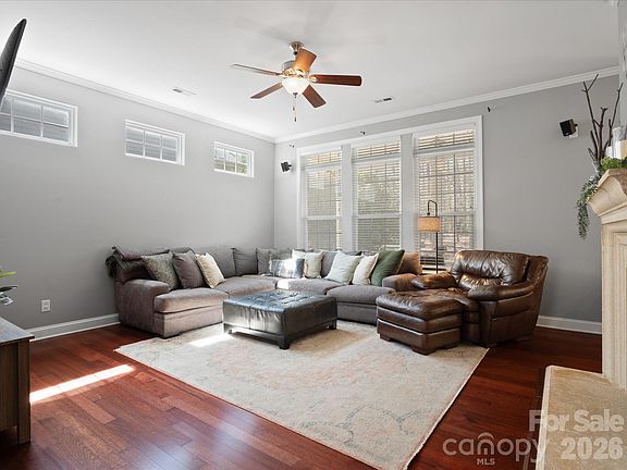 5th image of 567 Quicksilver Trl