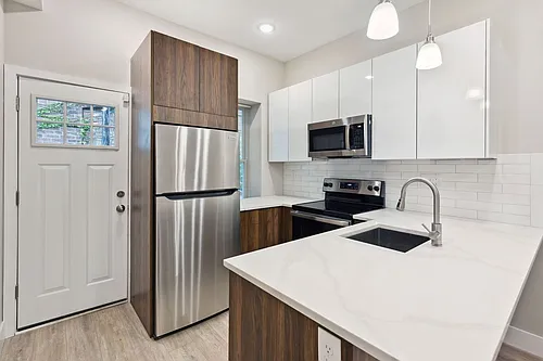 1333 E Snyder Ave #1 Photo 1