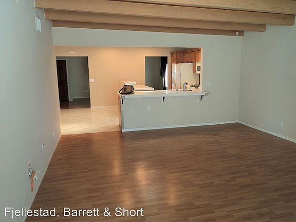 5th image of 10837 Worthing Ave