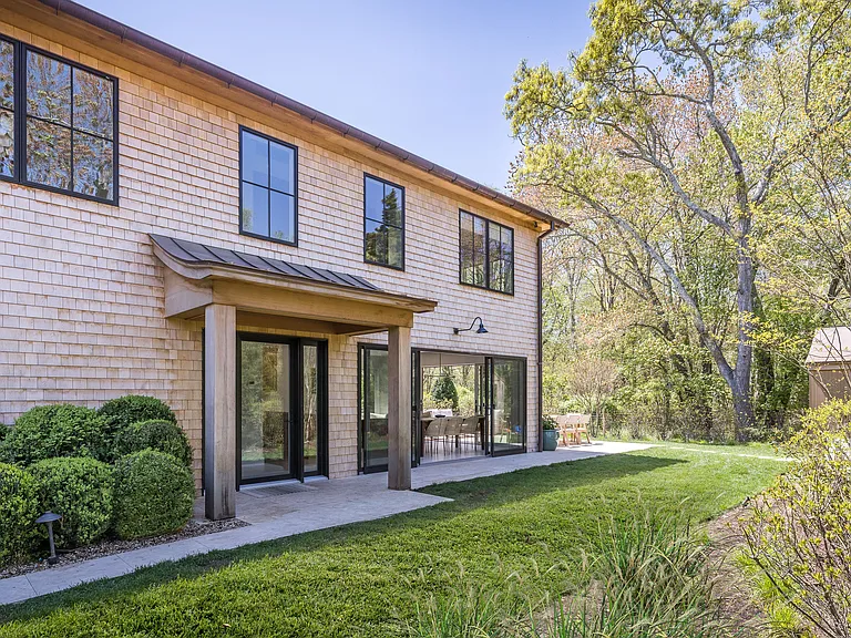 23 Maple Ln — Photo 4