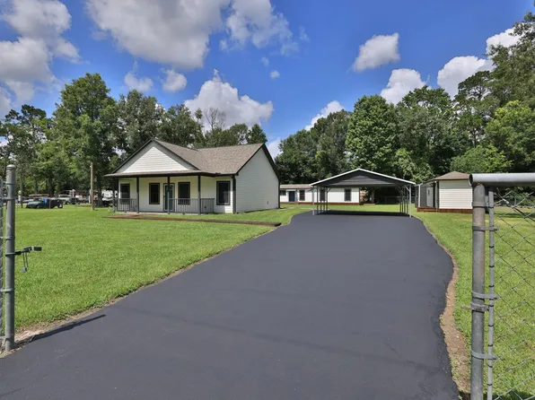 17232 Bent Pine Dr, Conroe, TX 77302