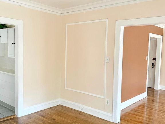 3rd image of 8000 S Luella Ave #8004-2