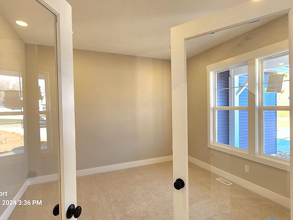 2nd image of 6667 Delia Dr