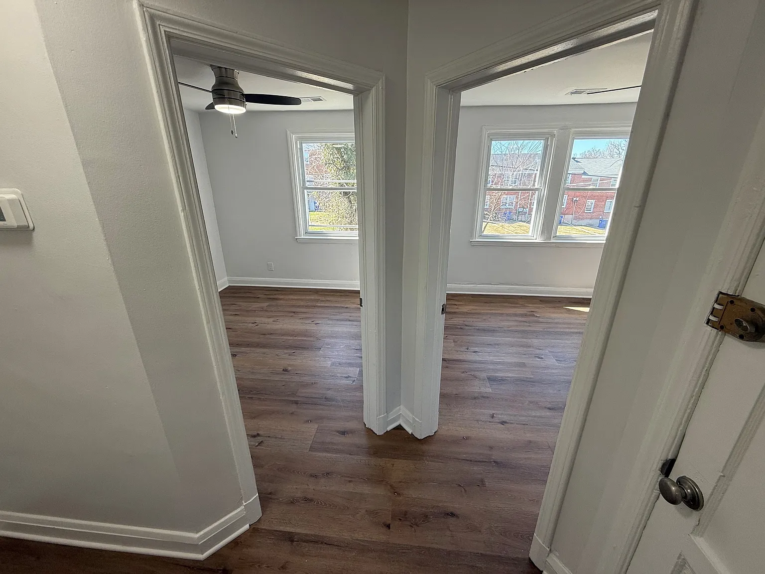 5618 Midwood Avenue - 1 — Photo 2
