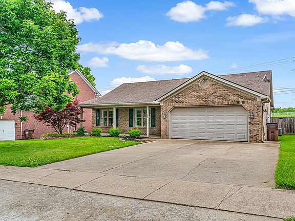 3rd image of 229 Jacob Dr
