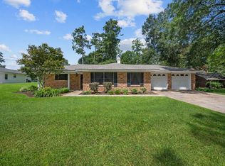 810 Chinquapin Dr, Deridder, LA 70634