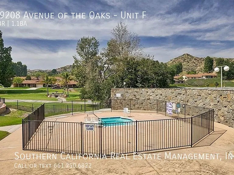 19208 Avenue Of The Oaks #F — Photo 16