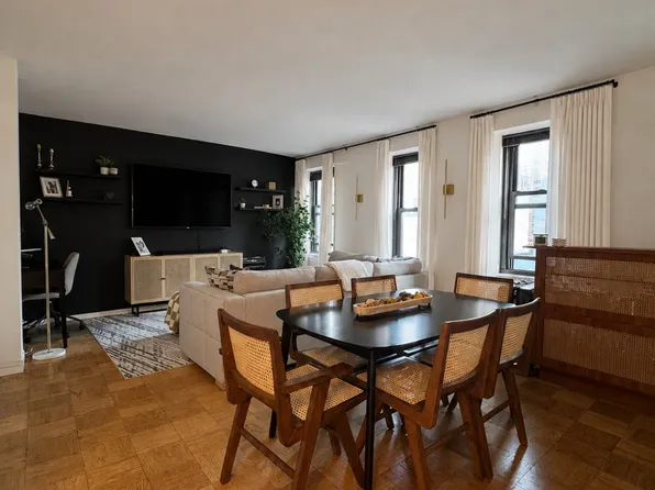 225 East 57th Street image 1 of 16