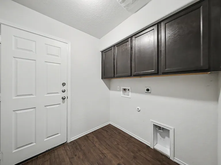 6305 Tess Rd — Photo 25