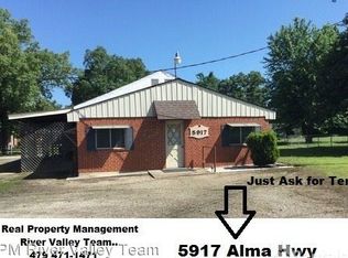 5917 Alma Hwy, Van Buren, AR 72956