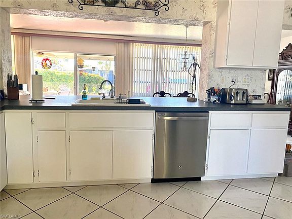 5th image of 4311 S Gulf Cir