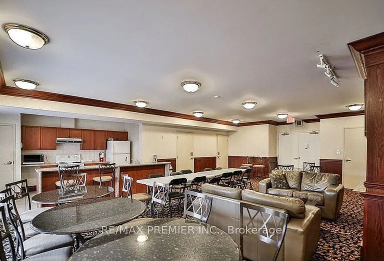 33 Wallace St #115 — Photo 18