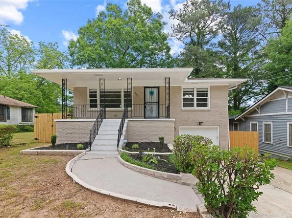 597 Center Hill Ave NW, Atlanta, GA 30318