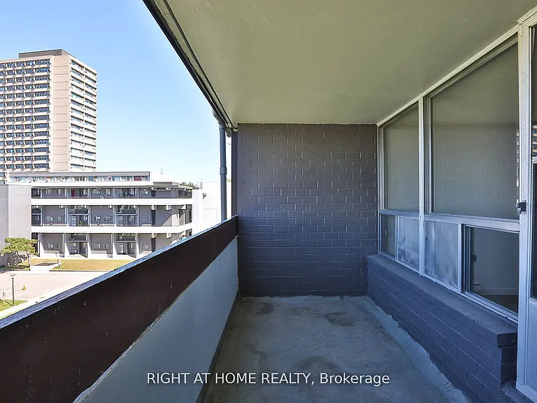 35 Sunny Glenway #302 — Photo 24