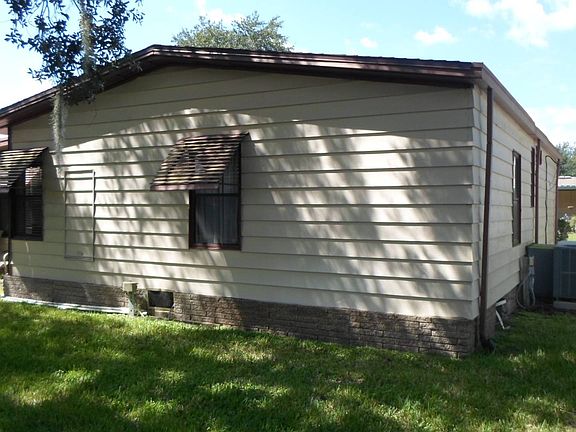 5th image of 307 S Edgewater Dr
