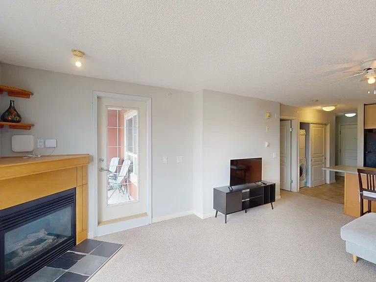 407 Richard Rd SW — Photo 5